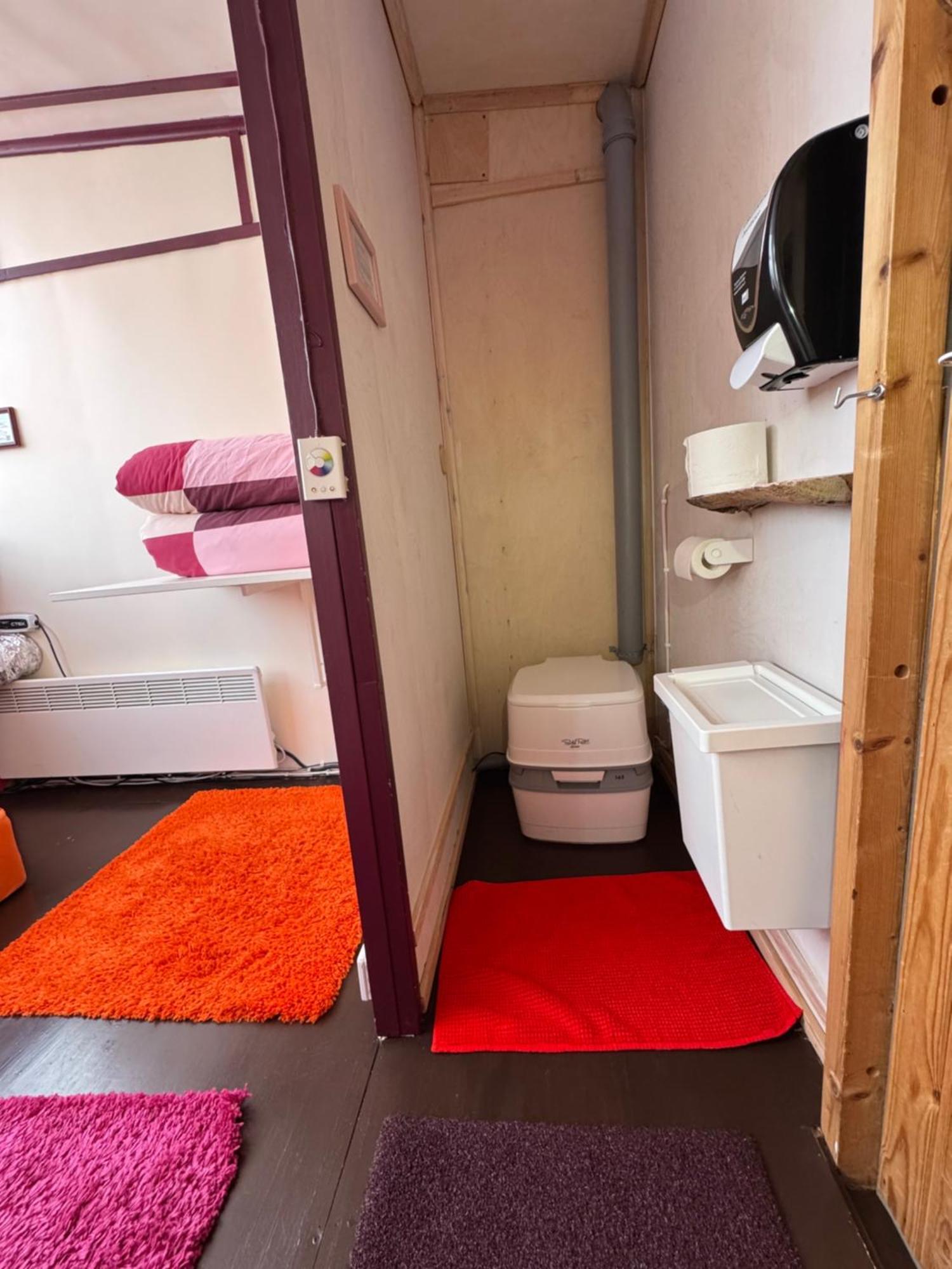Lake Inari Mobile Cabins Esterno foto