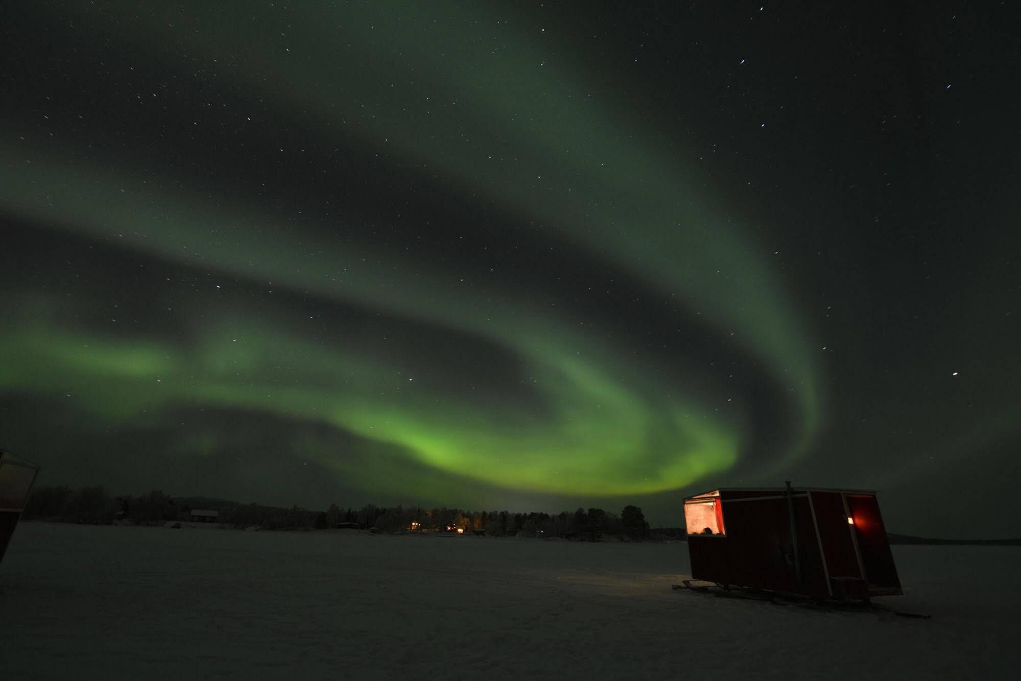Lake Inari Mobile Cabins Esterno foto